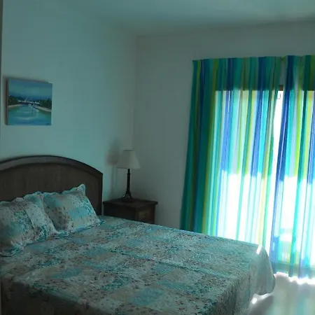 T1 Apt W Pool / Praia Da Rocha *